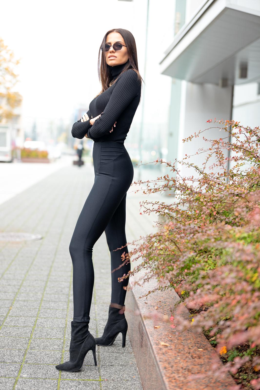 Elegantné nohavicové legíny ZORA