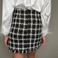 Károvaná bielo-čierna mini sukňa MARE
